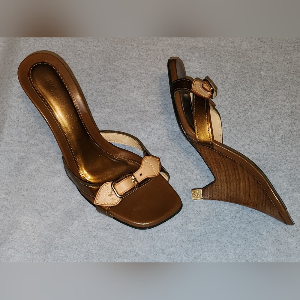 🔥EUC Louis Vuitton Mule Wooden Logo  Heels Slides Sandal  Leather